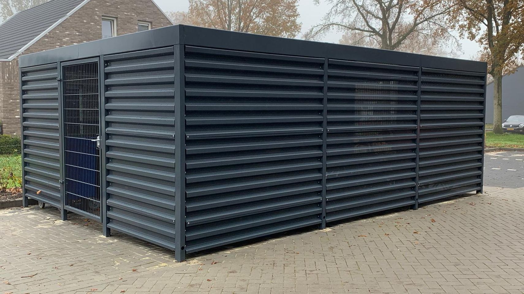 klaver-metal-bin-bike-store.jpg