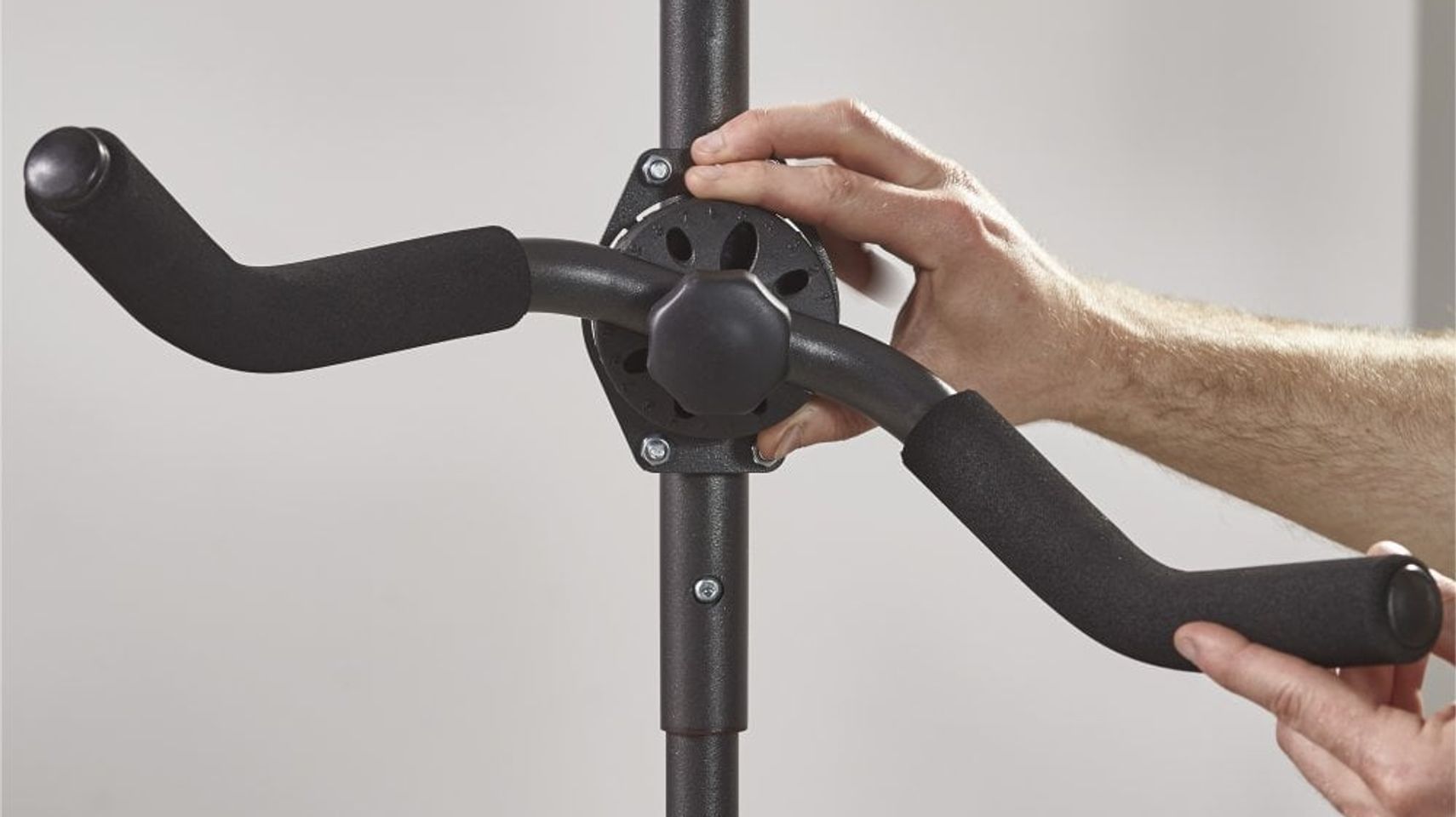 indoor-floor-to-ceiling-bike-rack-2-bikes2.jpeg