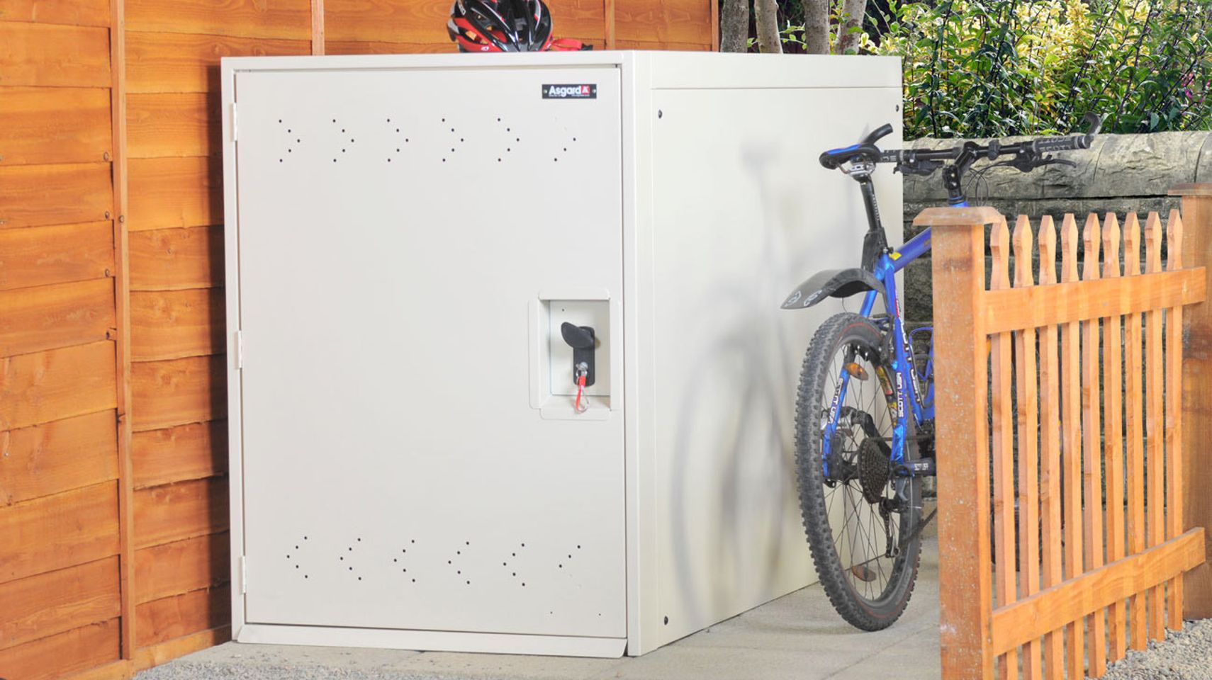 twin-bike-store-for-two-bikes.jpg
