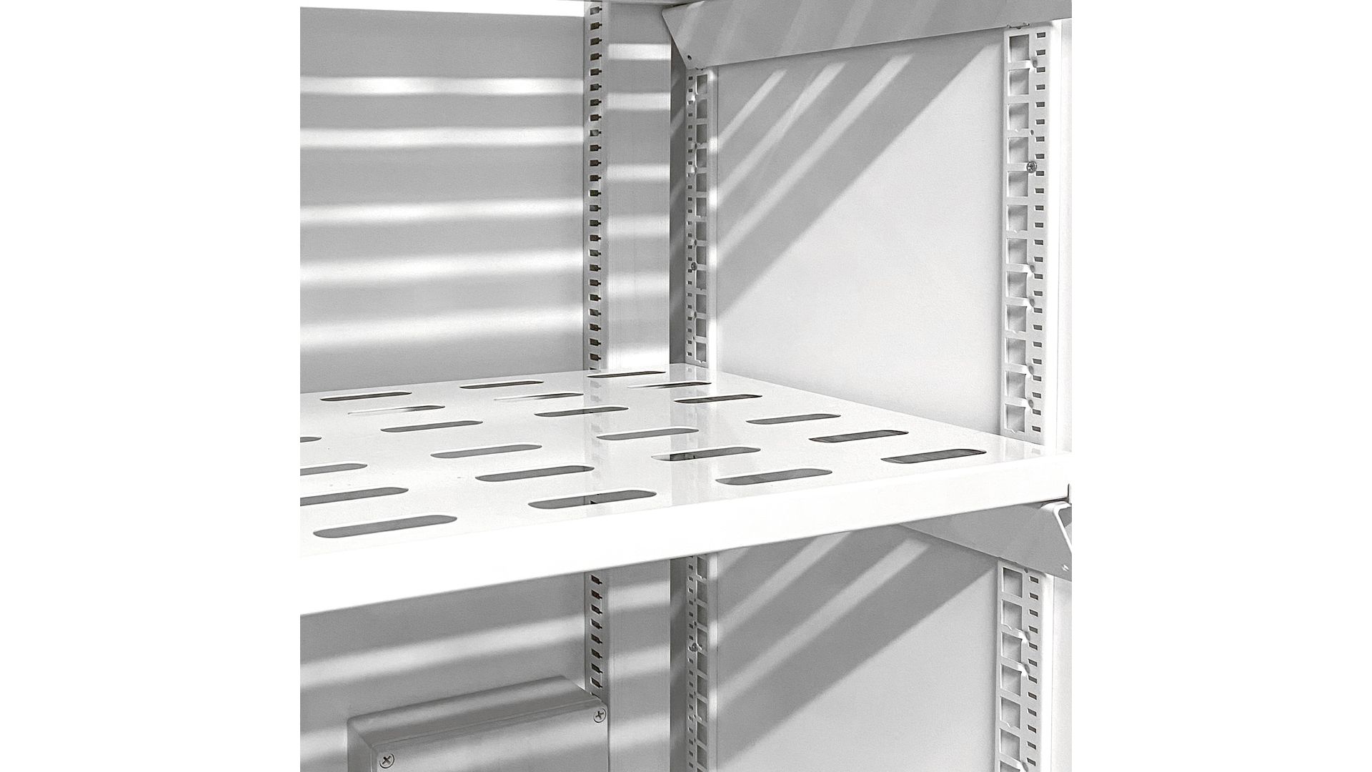 Shelf.jpg