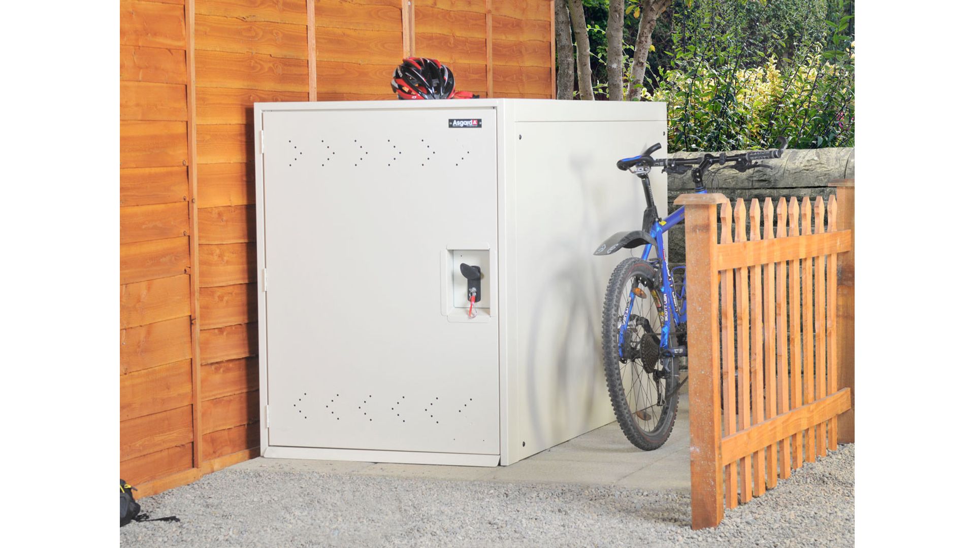 Lockable bike shed deals