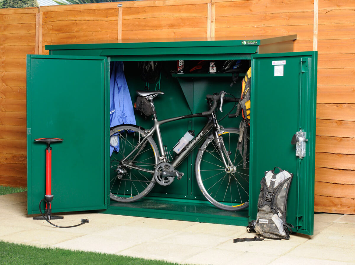 Metal bike shelter for the home garden