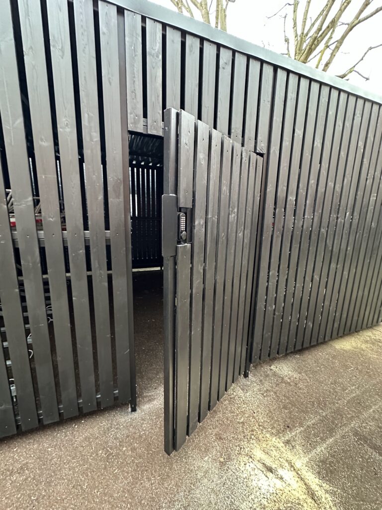 Canonbury Heights, London | Timber-Clad Cycle Shelter