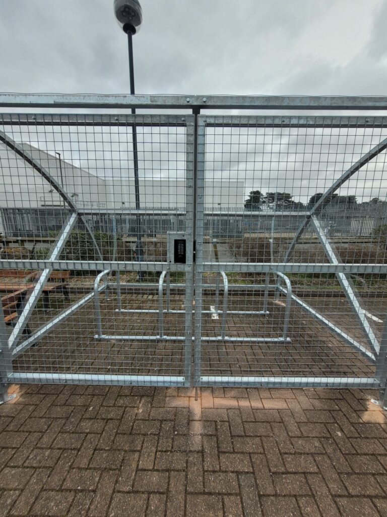 Discover our 8 Space Canal Curve Cycle Shelter with secure mesh gates, clear PETG cladding and Sheffield stands.
