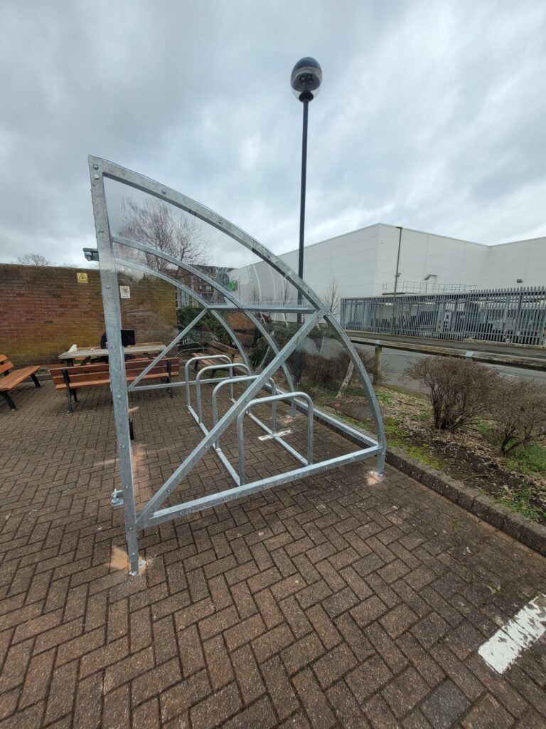 Canal Curved Shelter Installation